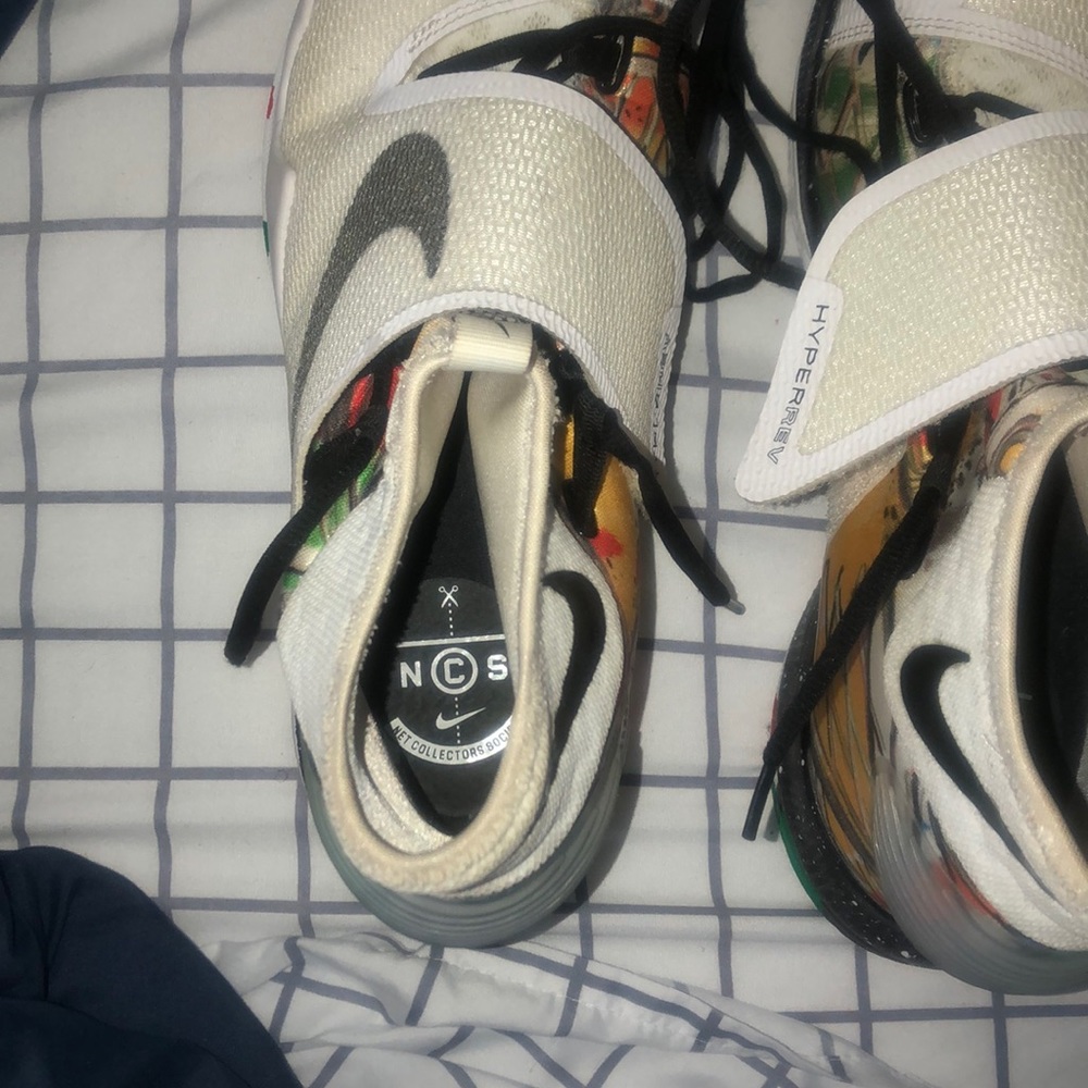 Nike HyperRev. - Picture 5 of 7